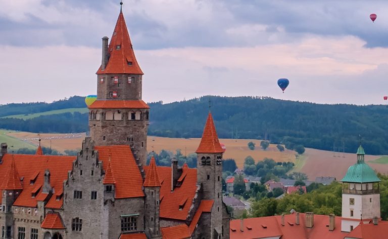 Obraz na plátně Hrad Bouzov Obraz na plátně Hrad Bouzov